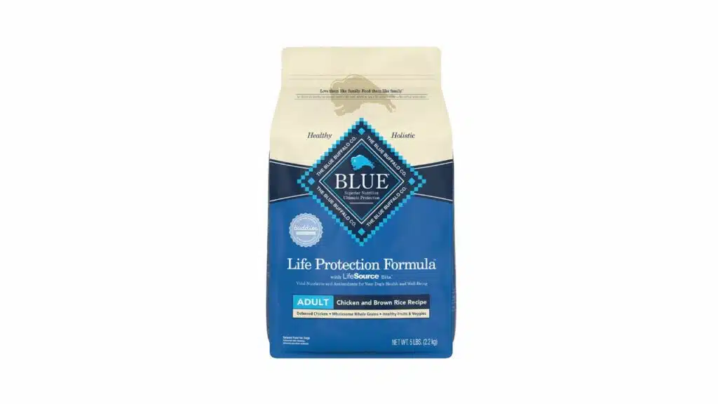 Blue buffalo life protection formula natural adult dry dog food, chicken and brown rice 5-lb trial size bag chicken & brown rice 5 pound (pack of 1)