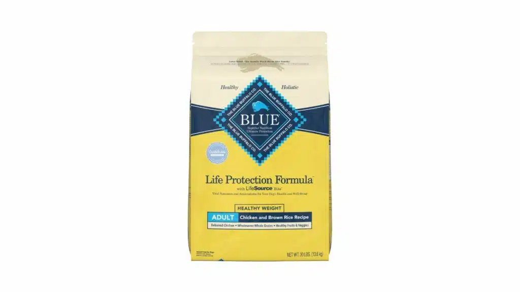 Blue buffalo life protection formula natural adult healthy weight dry dog food, chicken and brown rice 30-lb healthy weight chicken & brown rice 30 pound (pack of 1)